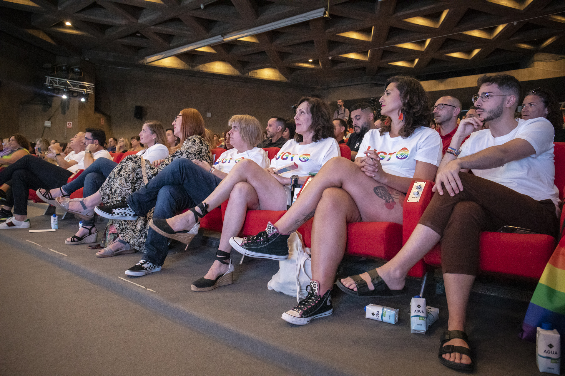 La organización del evento en el salón de actos