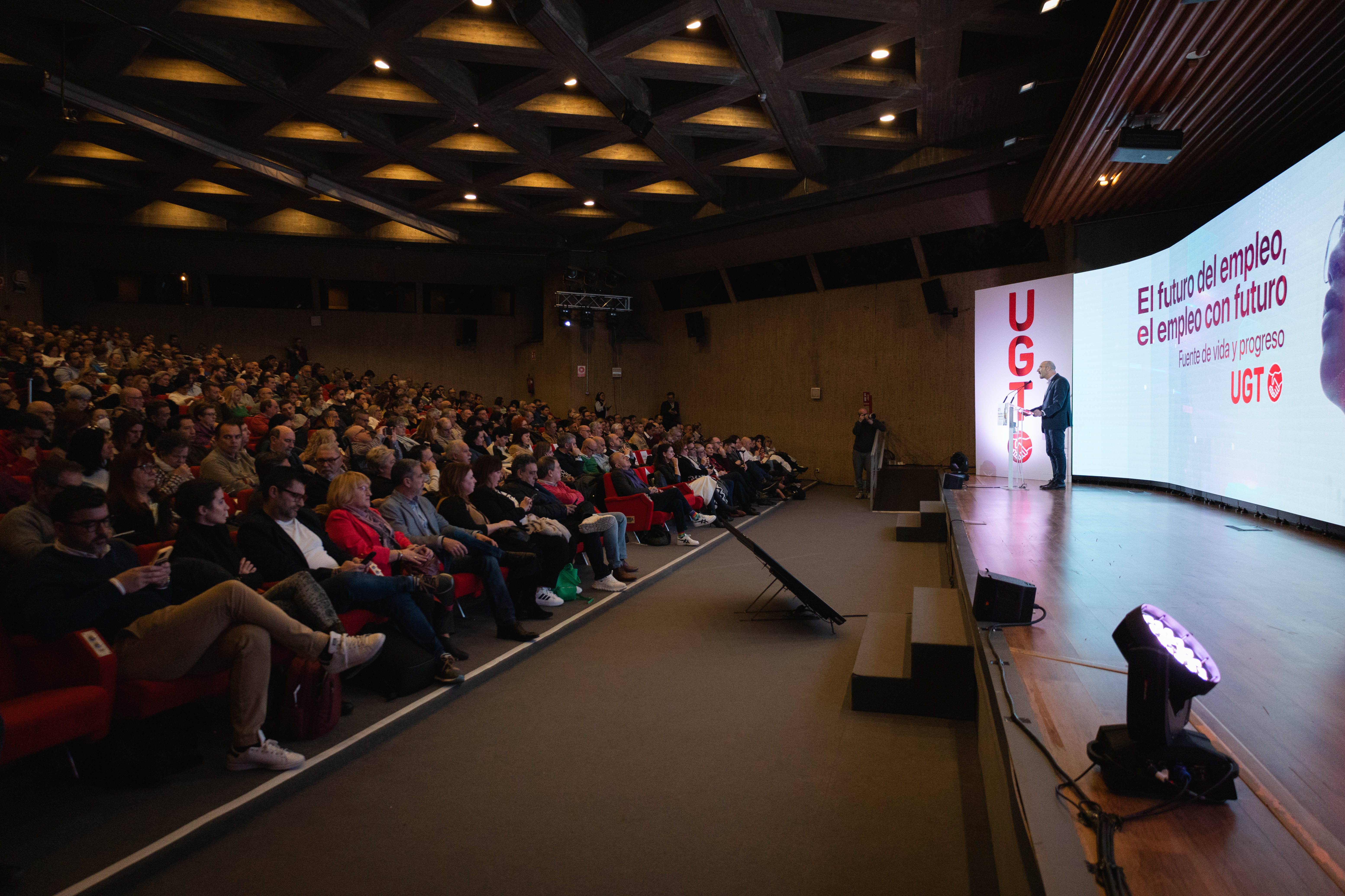 Fernando Luján en la sesión inaugural de las jornadas