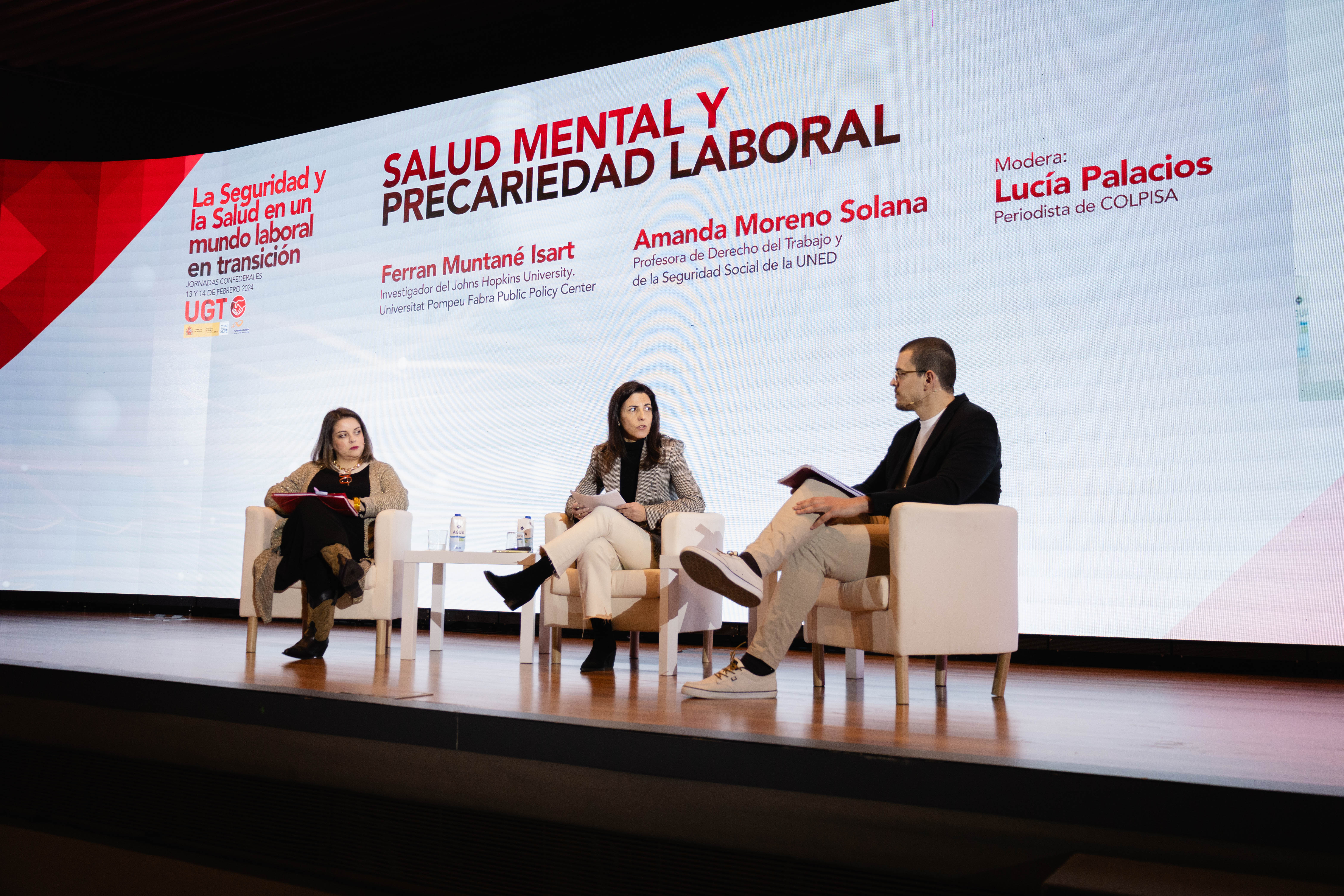 La primera mesa trata sobre salud mental y precariedad laboral